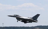 Máy bay chiến đấu F-16 của Mỹ rơi xuống biển Hàn Quốc