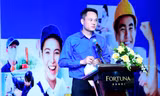 Khám chữa bệnh cấp phát thuốc miễn phí, tặng quà thanh niên công nhân
