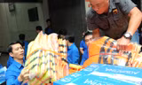 T.Ư Đoàn quyên góp hơn 20 tỉ đồng hỗ trợ đồng bào miền Trung bị lũ lụt