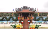 Về lại Chùa Ba Vàng giữa 'tâm bão' trục vong