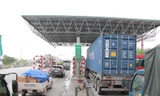 BOT Tiên Cựu xả trạm trong ngày đầu tiên thu phí
