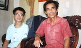 Nguyễn Trọng Tín và cha mình.