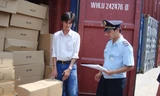 Doanh nghiệp 'kêu' thủ tục kiểm hóa hải quan