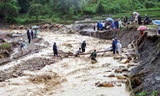 Vì sao Yên Bái, Sơn La bị lũ quét kinh hoàng?