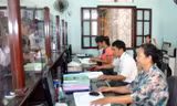 Cán bộ công chức xã phường (ảnh minh họa). Ảnh: Hồng Vĩnh.