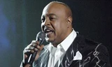 Nghệ sĩ Peabo Bryson.