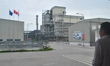 Đầu tư tới 7.000 tỷ đồng nhưng sau hơn một năm đưa vào hoạt động Nhà máy sản xuất xơ sợi Đình Vũ (Công ty CP Hóa dầu và Xơ sợi Dầu khí (PVTex) phải tạm dừng hoạt động, 2.000 tỷ đồng vốn chủ sở hữu gần như mất. Ảnh: Nguyễn Bằng.