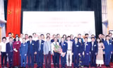 Nếu như Đại hội LĐ đua thuyền diễn ra tốt đẹp với sự nhất trí cao thì “cuộc đua” ở LĐBĐ đang diễn ra rất phức tạp với nhiều chiêu trò công kích nhau được tung ra trong thời gian qua. Ảnh: T.S.