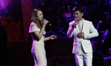 Tấn Minh và Mỹ Tâm song ca “Ướt mi” trong đêm “Ru em”. Ảnh: N.M.Hà.
