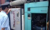 Một lô hàng điện tử nhập lậu bị cơ quan chức năng bắt giữ trước khi thông quan.