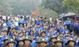 Trong 5 năm tới, phong trào thanh niên tình nguyện là phong trào lớn của Đoàn (Trong ảnh: Thanh niên tình nguyện tại lễ hội Đền Hùng). Ảnh: Như Ý.