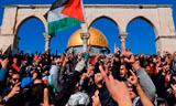 Biểu tình rầm rộ ở Trung Đông phản đối việc Mỹ công nhận Jerusalem là thủ đô của Israel. Ảnh: CNN.