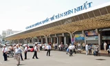 Đề nghị mở thêm cổng ra vào sân bay Tân Sơn Nhất