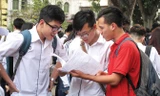 Thí sinh chuẩn bị cho một mùa tuyển sinh với nhiều điểm mới. Ảnh: Nghiêm Huê.