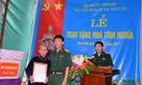 Tặng nhà tình nghĩa cho thân nhân liệt sĩ