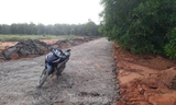 Dân tự ý làm đường nhựa trên đất nông nghiệp để phân lô bán nền ở Phan Thiết
