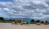 Ninh Thuận tạm dừng khai thác cát trên sông Dinh