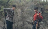 Bom tấn "Jirisan" của Jeon Ji Hyun - Joo Ji Hoon mở màn đầy kịch tính, rating ngất ngưởng