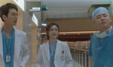Hospital Playlist 2: Cặp đôi "Gấu ù lì" lại có cơ hội, Chae Song Hwa có đối tượng mới?