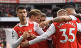 Saka lập cú đúp, Arsenal bỏ xa Man City 8 điểm