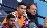 HLV MU cho Ronaldo dự bị vì không muốn cầu thủ này chịu nhục? 