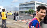 Sân bay lập hàng rào an ninh, Messi sắp hạ cánh xuống Paris?