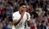 Rashford viết tâm thư 'đọc muốn khóc' sau khi đá hỏng luân lưu