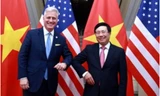 Phó Thủ tướng, Bộ trưởng Ngoại giao Phạm Bình Minh và Cố vấn An ninh quốc gia Hoa Kỳ Robert O’Brien. Ảnh VGP/Hải Minh