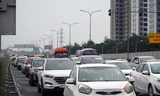 Người dân trở lại Hà Nội sau Tết, cao tốc Pháp Vân - Cầu Giẽ tắc dài