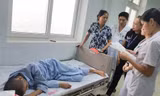 Gia đình nạn nhân đã tới nhận diện và xác định người thân.