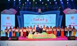 35 thầy cô giáo tiêu biểu nhận giải thưởng 'Cánh én hồng'