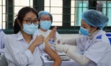 Thêm nhiều học sinh dương tính, Hải Phòng tăng tốc tiêm vắc xin phòng COVID-19
