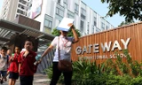 Gia hạn điều tra vụ bé trai 6 tuổi trường Gateway tử vong