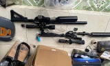 Linh kiện lắp súng săn được cảnh sát thu giữ tại nhà Hà Thị Lụa (huyện Ninh Giang, tỉnh Hải Dương).
