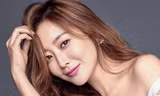 40 tuổi, Kim Hee Sun vẫn xứng danh nữ thần sắc đẹp
