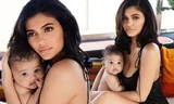 Kylie Jenner siêu gợi cảm bế con gái xinh như thiên thần