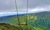 Xích đu cho những người 'chán sống' ở Hawaii
