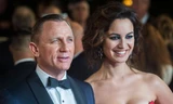 Chàng điệp viên Daniel Craig và mỹ nhân nước Pháp - Bérénice Lim Marlohe (vai Severine) của tập phim 007 Skyfall.