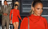 Jennifer Lopez diện váy siêu ngắn nóng bỏng đi ăn tối cùng bồ trẻ