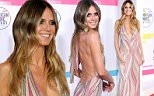 Siêu mẫu 4 con Heidi Klum U50 vẫn tự tin diện váy táo bạo