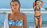 Người đẹp Anh quốc Chloe Lewis diện bikini thả dáng nuột nà 