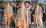 Diện bodysuit bó sát, ‘nữ thần’ Gigi Hadid khoe chân dài mê mải