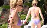 Britney Spears nghỉ mát ở Miami cùng bạn trai kém 13 tuổi