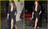 Selena Gomez táo bạo với đầm đen xẻ cao, khoét sâu
