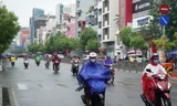 TPHCM mưa diện rộng trong ngày cuối tuần kèm hiện tượng thời tiết cực đoan