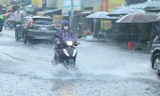 TPHCM và Nam Bộ: Mưa dông gia tăng, đề phòng mưa đá, ngập úng