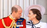 Chuyên gia ngôn ngữ cơ thể nói về khoảnh khắc William và Kate nhìn nhau say đắm