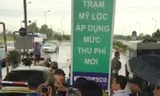 Lái xe tập trung phản đối trạm BOT có giang hồ khoe ‘của quý’