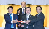 Vietjet ký kết thỏa thuận hợp tác tài chính với đối tác quốc tế trước sự chứng kiến của Thủ tướng Nguyễn Xuân Phúc trong chuyến thăm Nhật Bản.