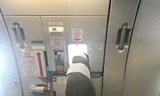Lối thoát hiểm trên máy bay VNA bị lắp thêm ghế?